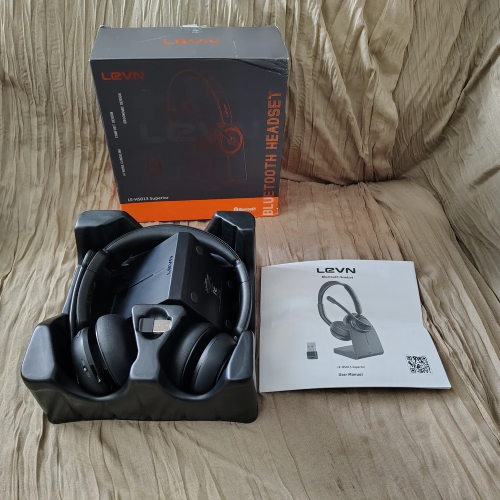LEVN Bluetooth Headset LE-HS013 w Charging Stand USB Dongle Noise Canceling